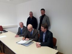 Kooperation zwischen Auracher Gruppe und Fernwasserversorgung Oberfranken